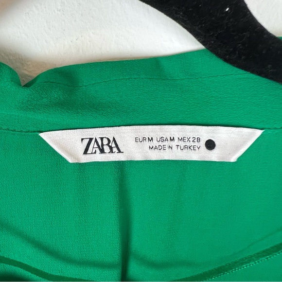 Zara Long Sleeve Knot Front Crop Top Green Size M - Picture 7 of 8